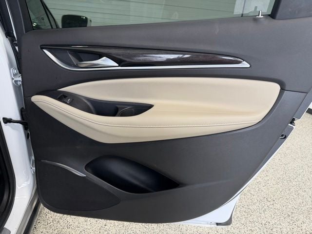 2020 Buick Enclave AWD Essence