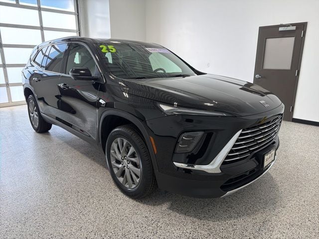 2025 Buick Enclave Preferred FWD