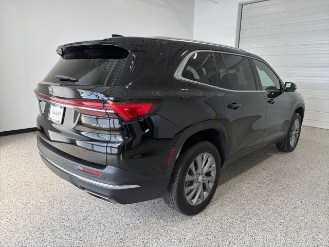 2025 Buick Enclave Preferred FWD