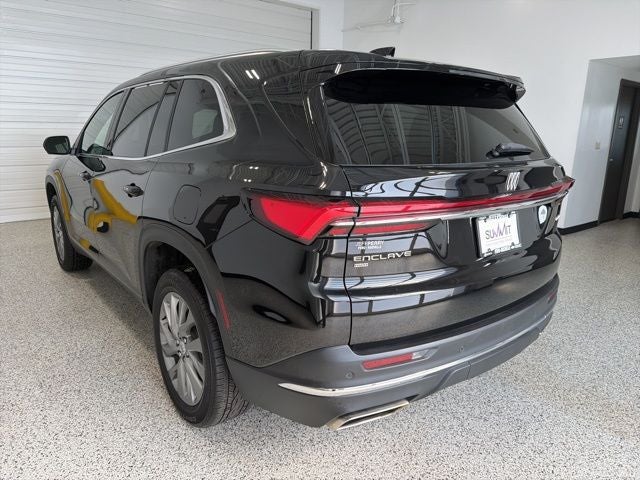 2025 Buick Enclave Preferred FWD