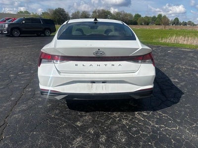 2023 Hyundai Elantra SEL