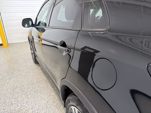2024 Mitsubishi Outlander Sport Base