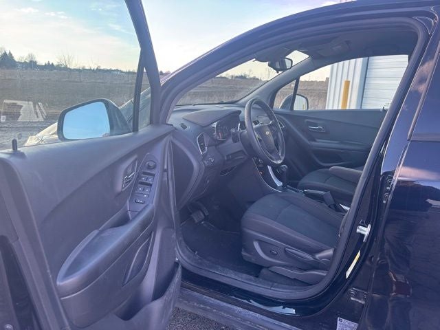 2022 Chevrolet Trax AWD LS