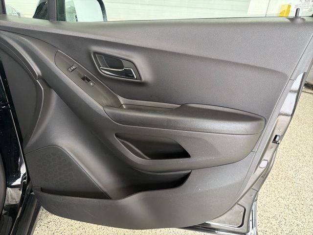 2022 Chevrolet Trax AWD LS