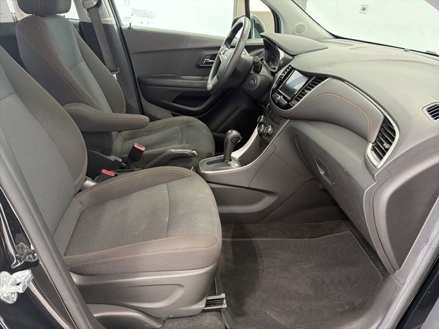 2022 Chevrolet Trax AWD LS