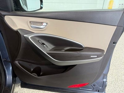 2016 Hyundai Santa Fe SE