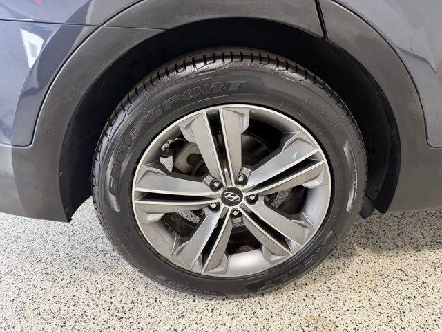 2016 Hyundai Santa Fe SE