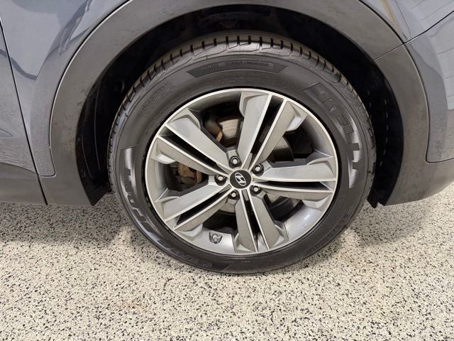 2016 Hyundai Santa Fe SE
