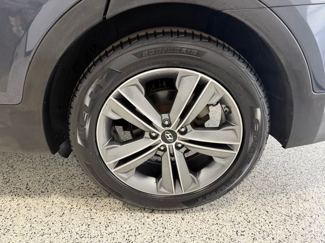 2016 Hyundai Santa Fe SE