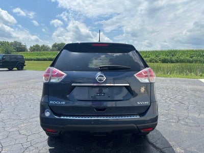 2016 Nissan Rogue SV