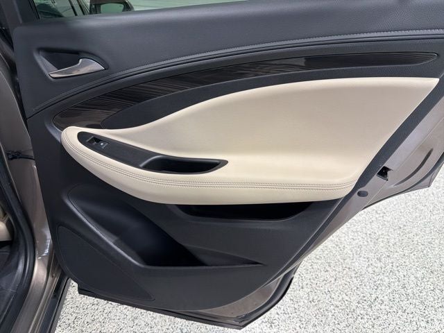 2019 Buick Envision AWD Essence