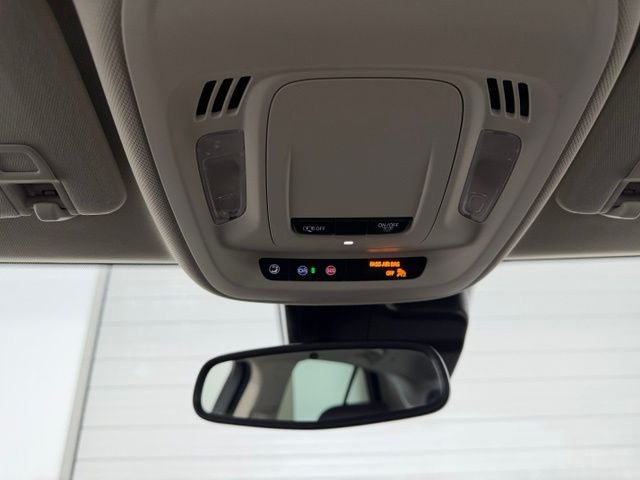 2023 Buick Envision Essence FWD