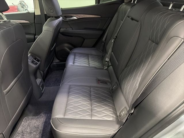 2023 Buick Envision Avenir AWD