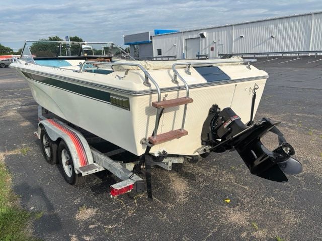 1974 Mark Twain 20 Boat