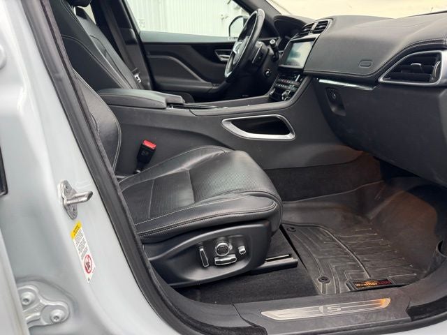 2018 Jaguar F-PACE S